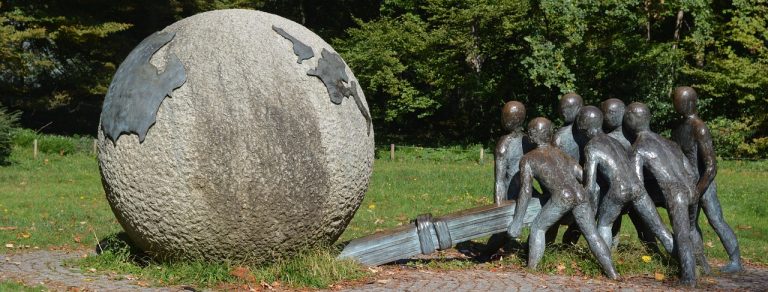 ce se intampla cu datoriile unei persoane decedate