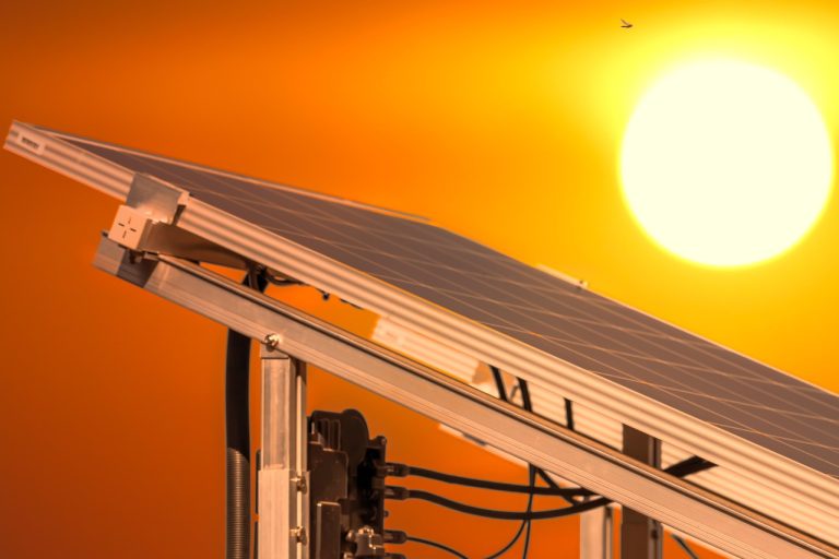 cate panouri fotovoltaice sunt necesare pentru 3kw